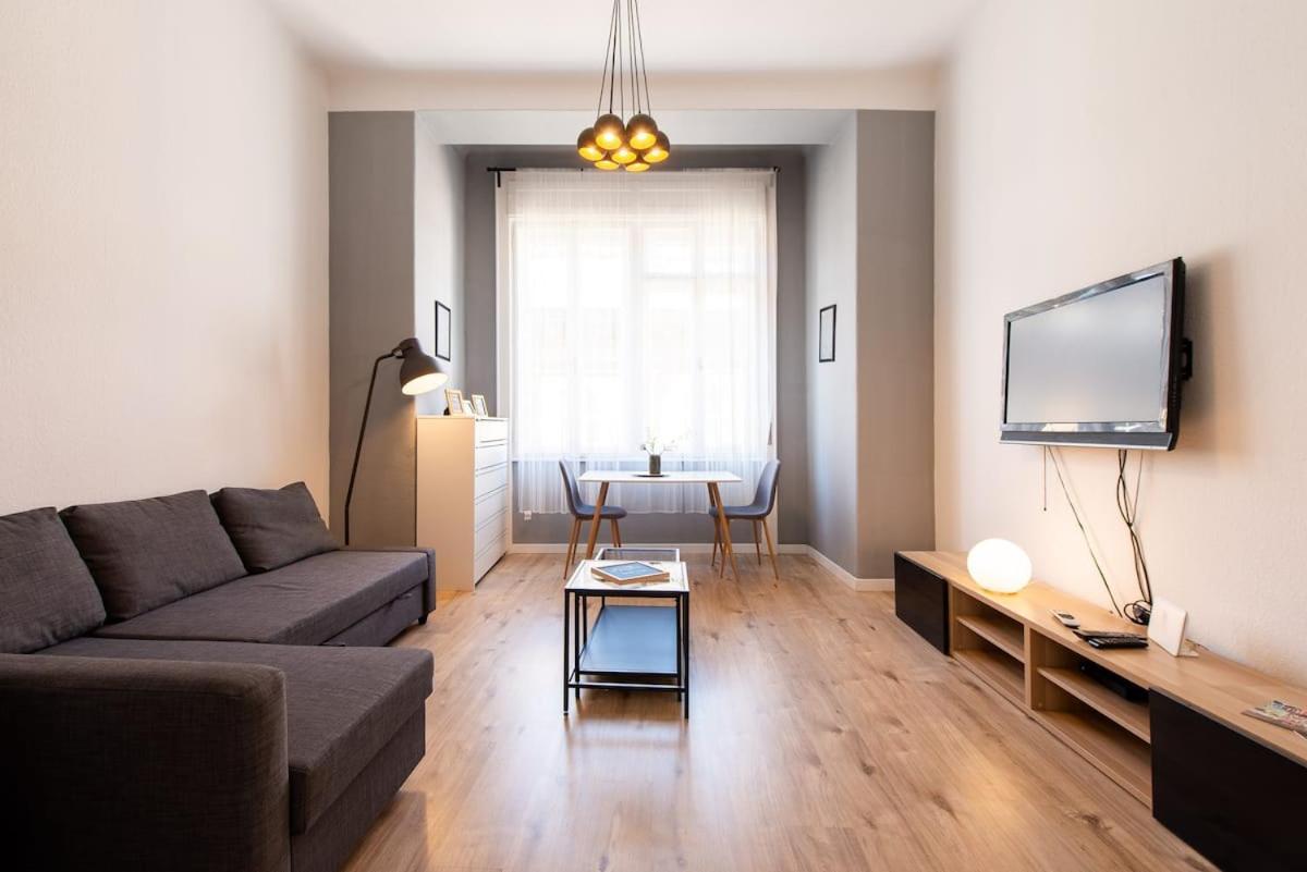 Budapest4U - New Apt In The Central Of Budapest Eksteriør billede